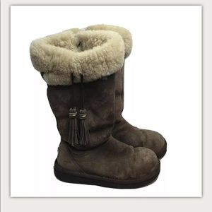 UGG Plumdale 1894 Fur Cuff Brown Boots Size 5